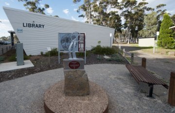 Exterior image of Lara Library